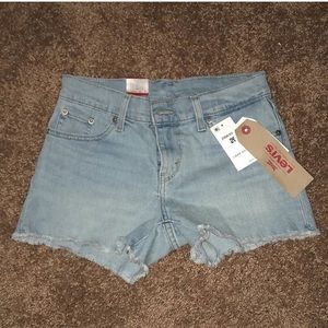 Levi shorts